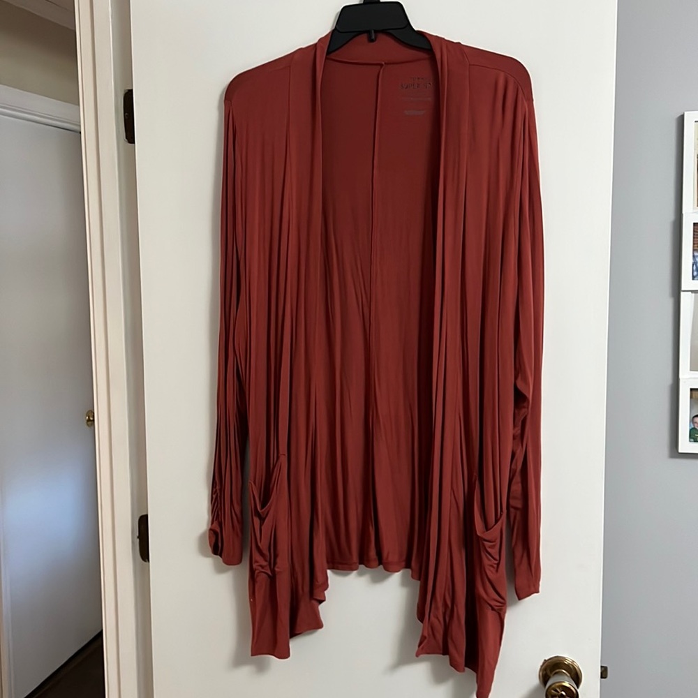 Torrid, rust color, super soft, open front cardigan, size 4
